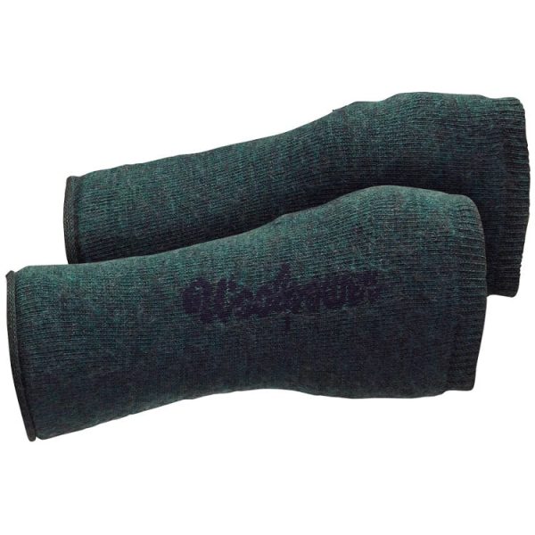 Woolpower Wrist Gaiter 200 - forest green - Image 2