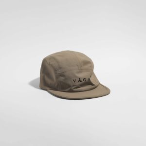 photo of vaga-fell-cap-waterproof-running-cap-sand